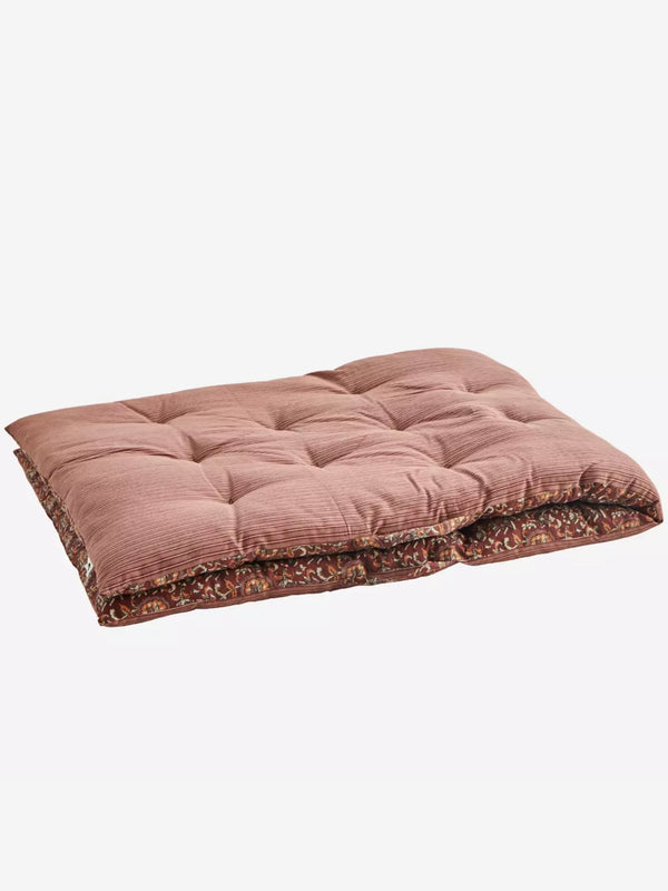 3D3B211F-937A-4693-B267-478FD638E0EE