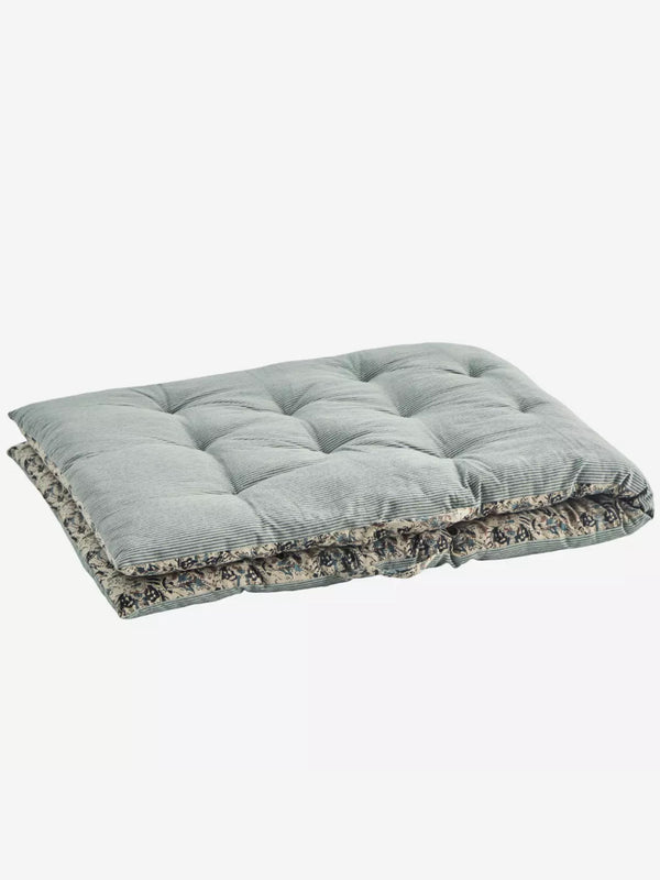 5C6A46F5-1EC2-4FF1-AC72-EF4CCE498EB4