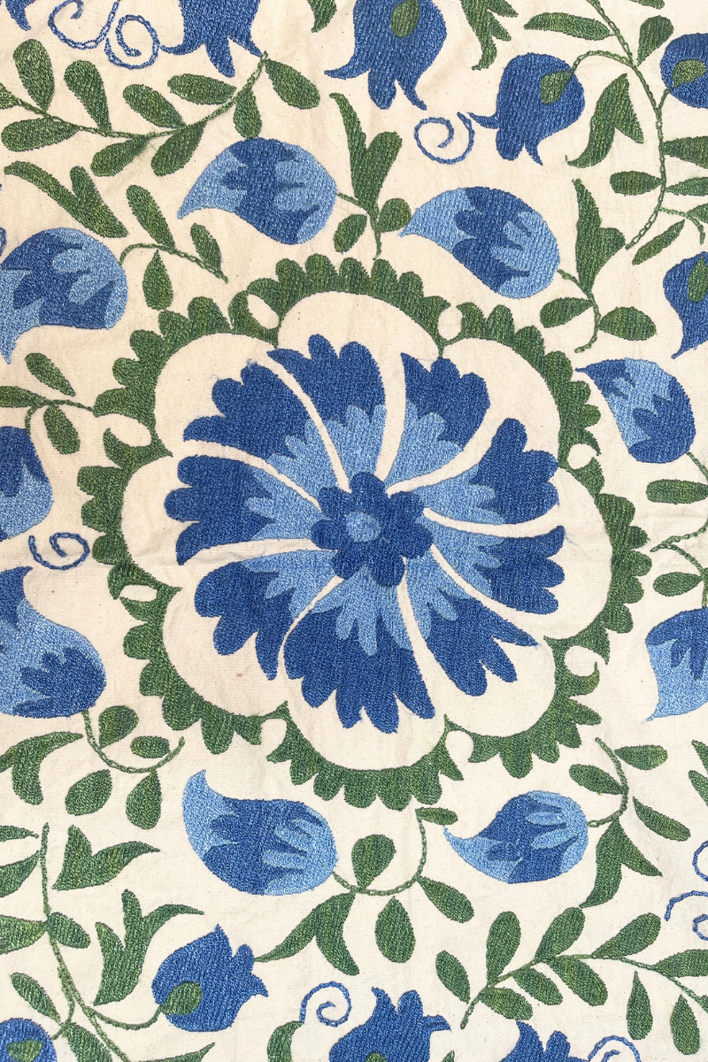 Suzani 104 (145x205)