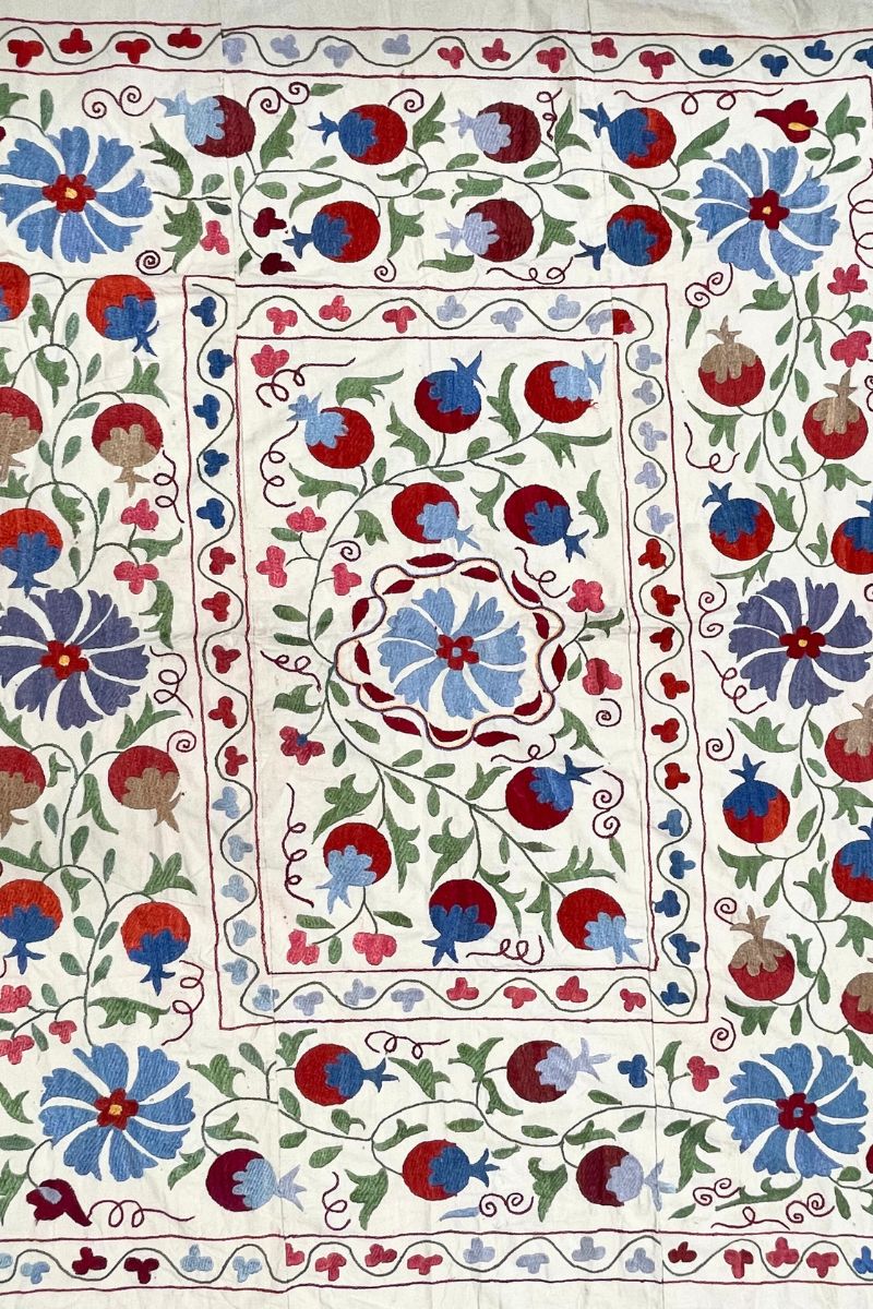 Suzani 140 (190x150)