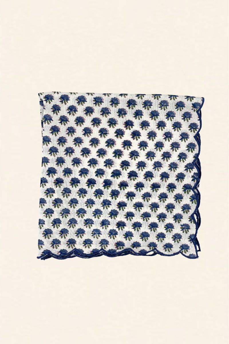 Serviette brodée feuille noire