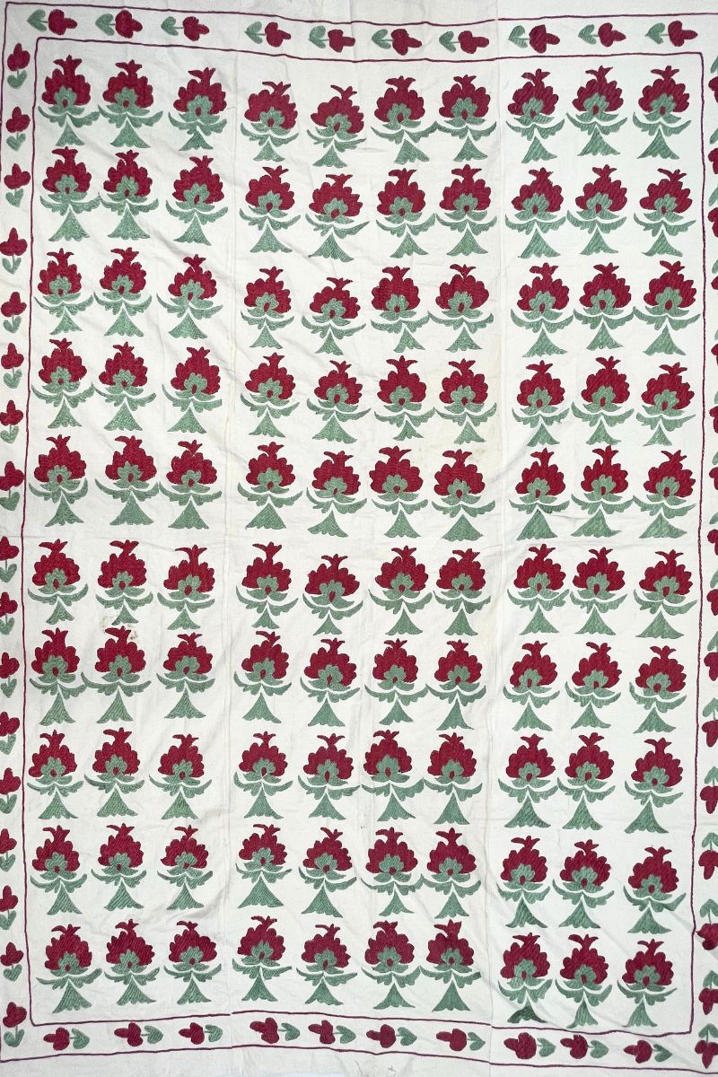 Suzani 139 (150x210)