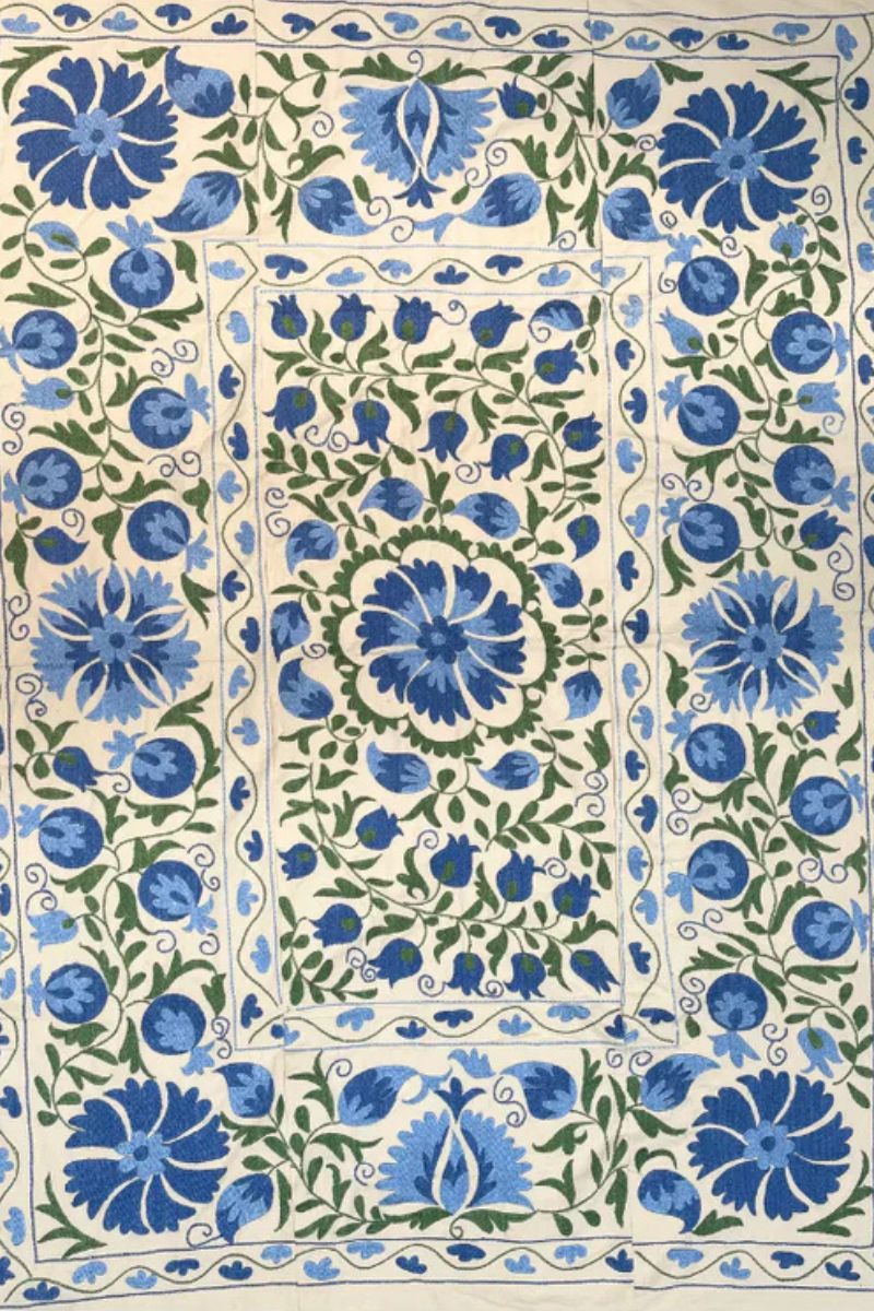 Suzani 104 (145x205)