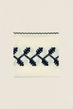 Servilleta bordado Negro