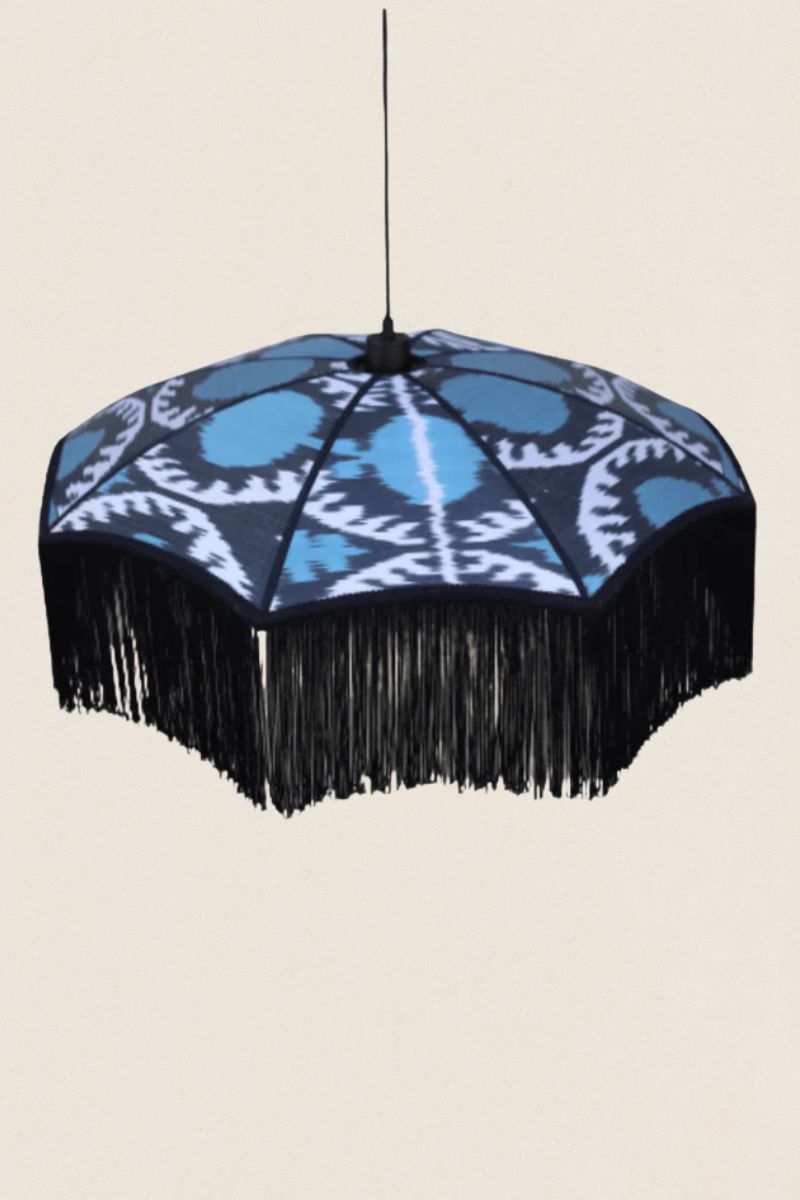 Plafonnier T5 à franges en soie Ikat