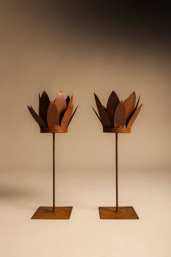 Candelabro Tulipa Oxido Con Pie CLBR04