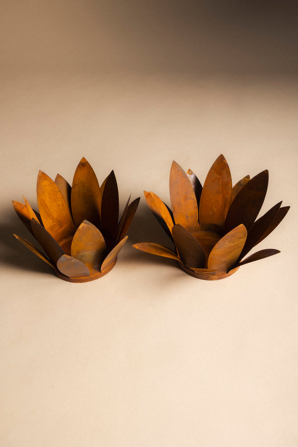 Candelabro Tulipa Oxido CLBR03 - The Nook Store Home