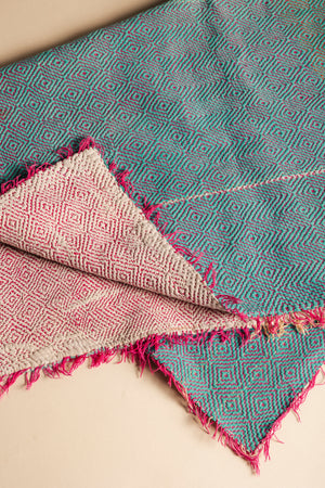 Kantha KTH01