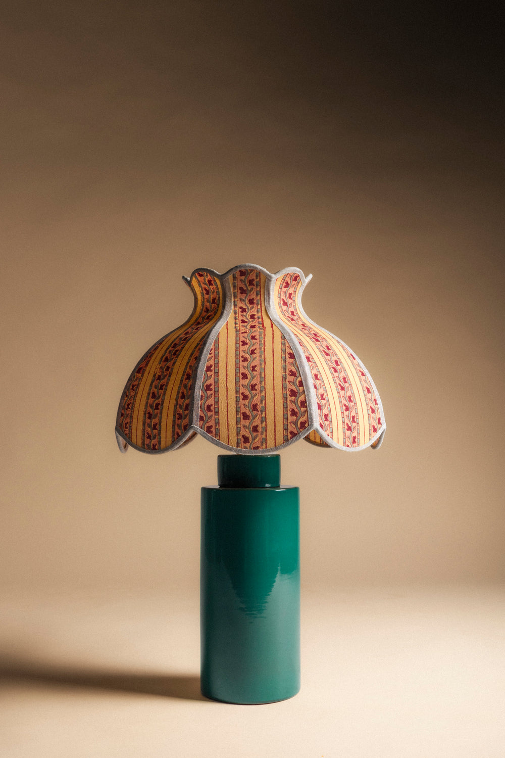 Pie de lámpara LAMP23 - The Nook Store Home