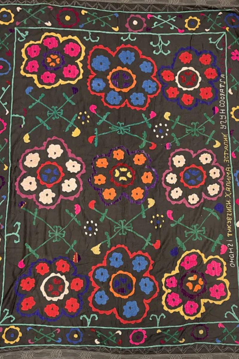 Suzani 71 (160X200)