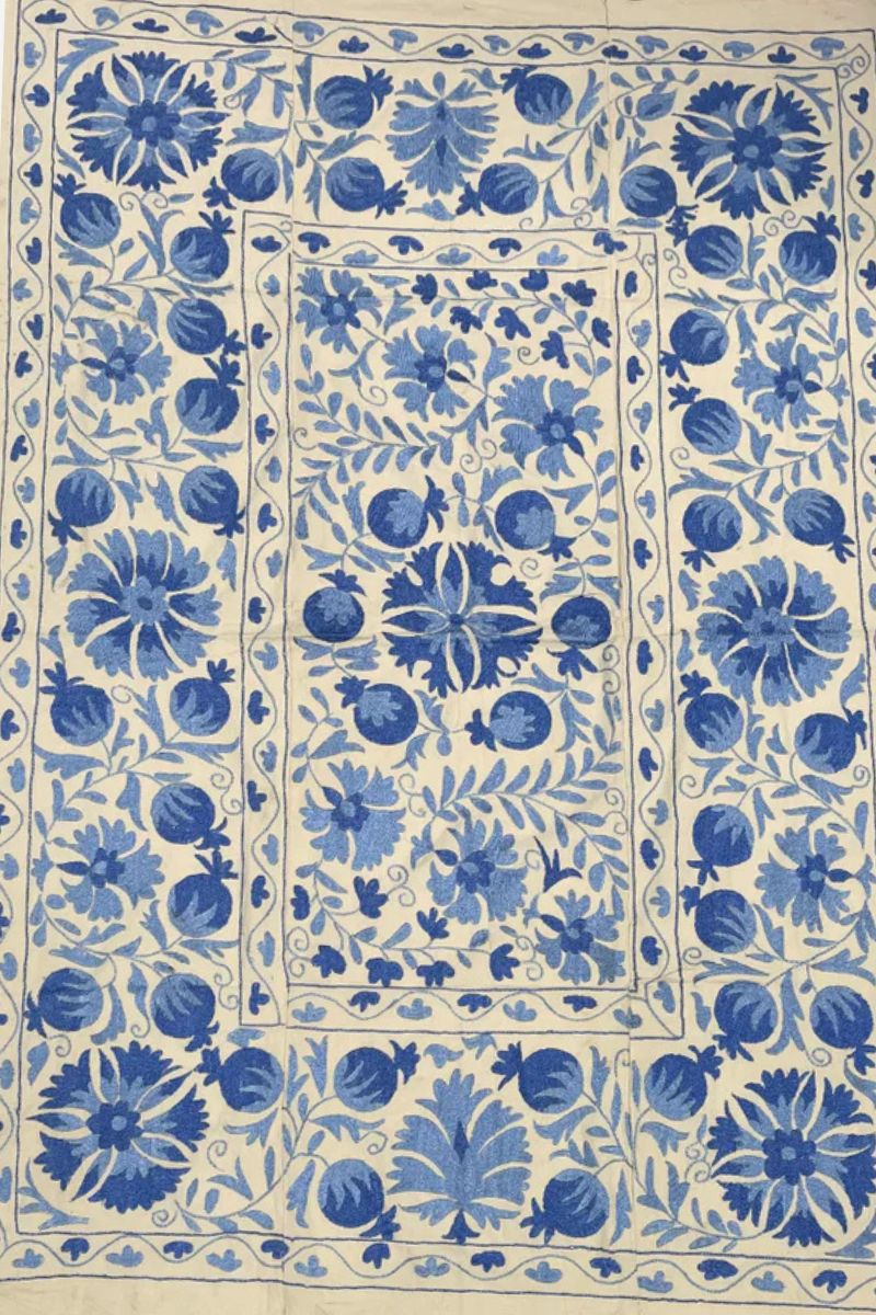 Suzani 64 (200x145)