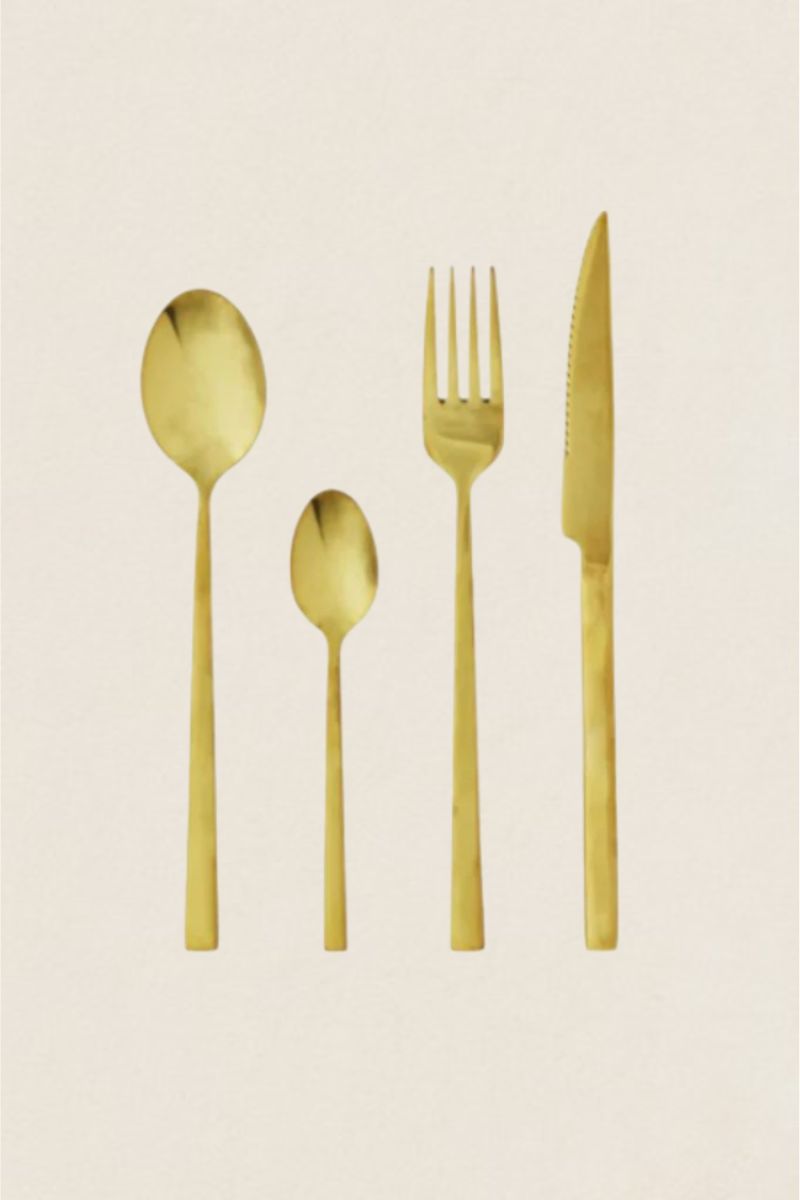 Set de 4 cubiertos dorados