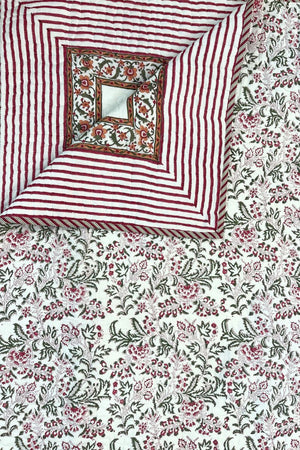 Double Quilt with Pillow 05