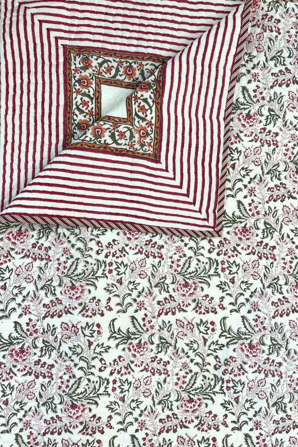 Double Quilt with Pillow 05