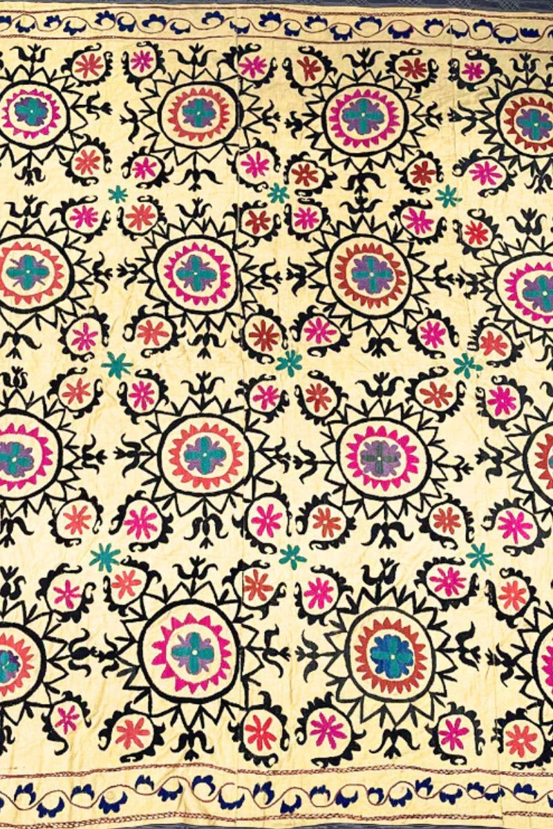 Suzani 72 (230x220)
