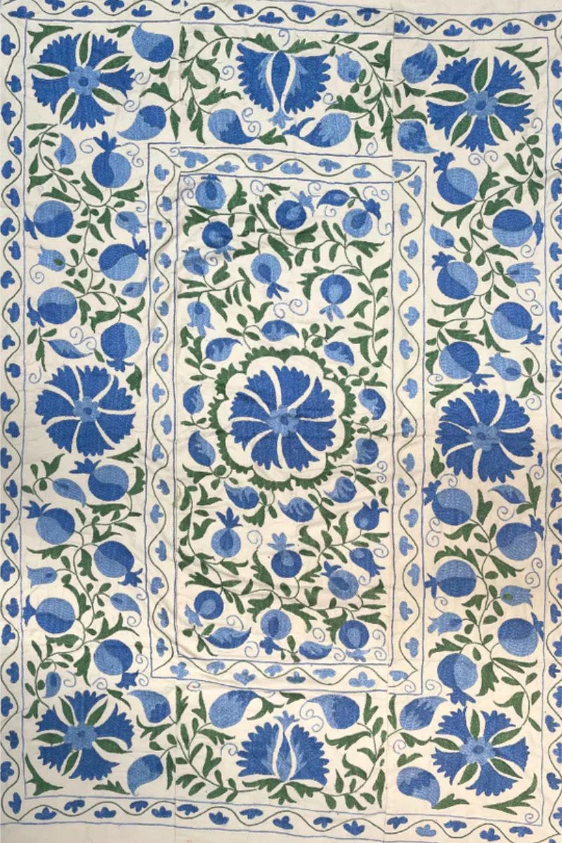 Suzani 102 (210x145)