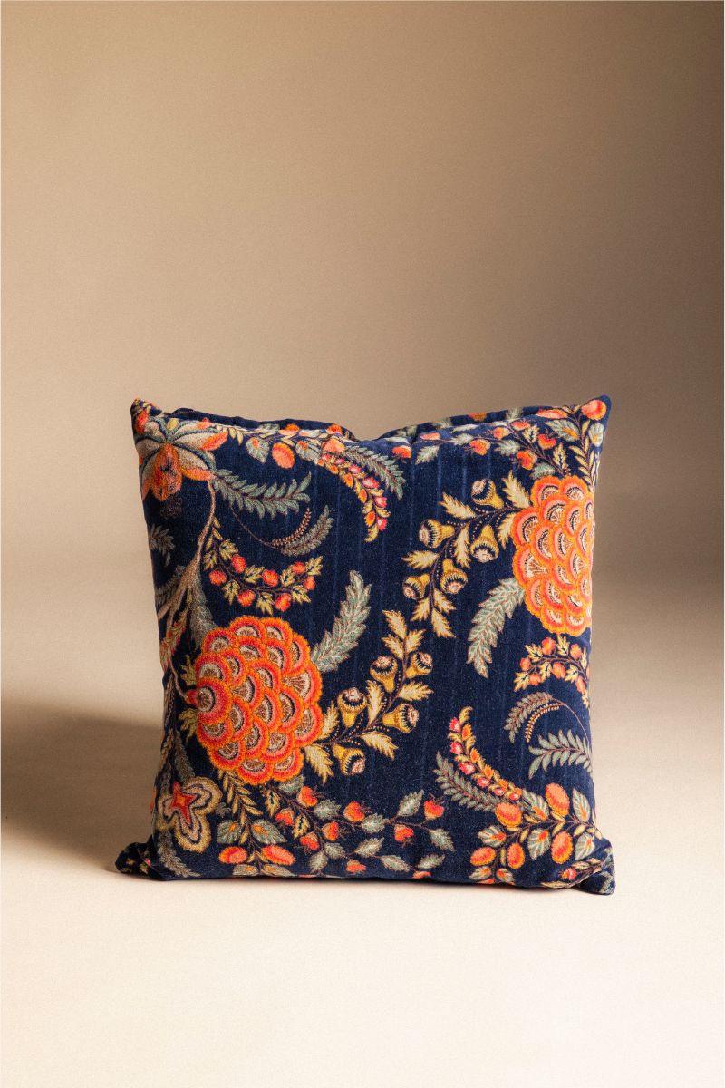 Velvet Cushion 04
