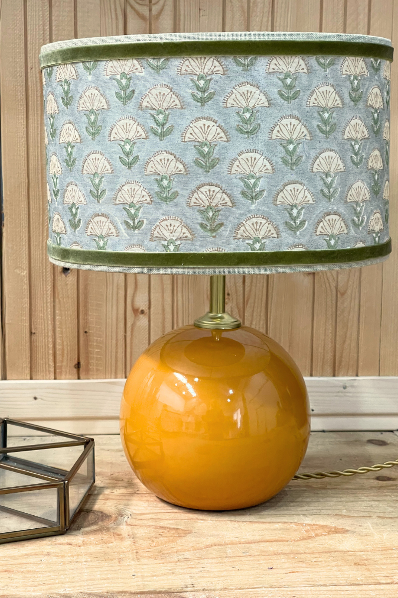 Pied de lampe 111